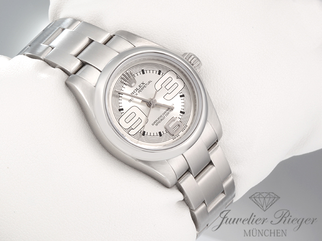 Bild 3 der Galerie: Rolex Lady Oyster Perpetual 26 mm 176200 2019 Edelstahl Automatik Stahl